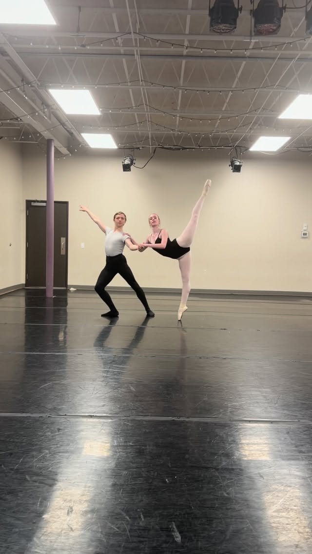 In the midst of searching for Hansel and Gretel who are lost in the woods, Mother and Father share a powerful pas de deux — featured here: Isabel Smyth and Joseph Wallen
If you have not yet secured your seats for @Littletonyouthballet upcoming production of Hansel and Gretel, tickets are available. Don’t miss this enchanting performance!
🔗 in bio or online at https://www.littletonballetacademy.org/hanselandgretelballet
#hanselandgretelballet #hanselandgretel #ticketsavailable #littletonyouthballetproduction #lybdancers