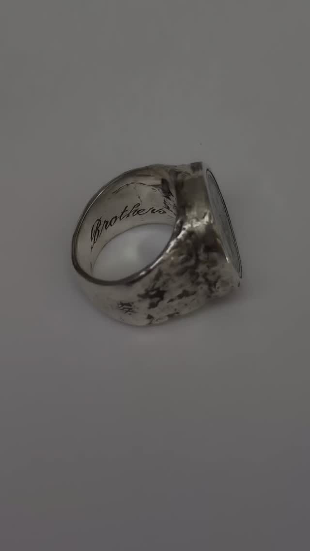 Another big ring for the brother 🤜🏼🤛🏼
#silverjewelry925 #silversmith #customorder