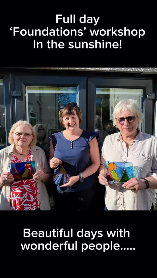 Full day ‘Foundations’ workshop here in Keswick, in the beautiful sunshine with views down to Grisedale Pike from the studio, and Latrigg as our lunch break background…..
2 awesome suncatcher panels and a ‘Drop of happiness’ heading home with these guys - Caroline returned after attending last years Festive wreath workshop, whilst Claire & Rosie travelled up from Lancaster / Manchester and made a weekend stay from it, and why not?!
If you would love to spend a day with me learning about stained glass and creating something beautiful, look at the details on my website and then get in contact via email (info@NorthLakesStainedGlass.co.uk)! I have spaces on 2 upcoming 3D succulent workshops, but will be happy to open them up to anyone wanting to create a trellis / lantern or suncatcher panel instead as long as I know in advance!
#Sunshine #LakeDistrict #StainedGlass #creative #creativeworkshop
@edenvalleyartisticnetwork @cumbrialifemag @arts_cumbria @cumbria.crack @make_it_at_market @bbc @britboxtv @tulliecarlisle @rheged_centre @thehappyherdwick @the_makers_mill @visitkeswick @artsandcraftsinkeswick @blackwellartsandcrafts @lakedistrictcumbria @newsandstar