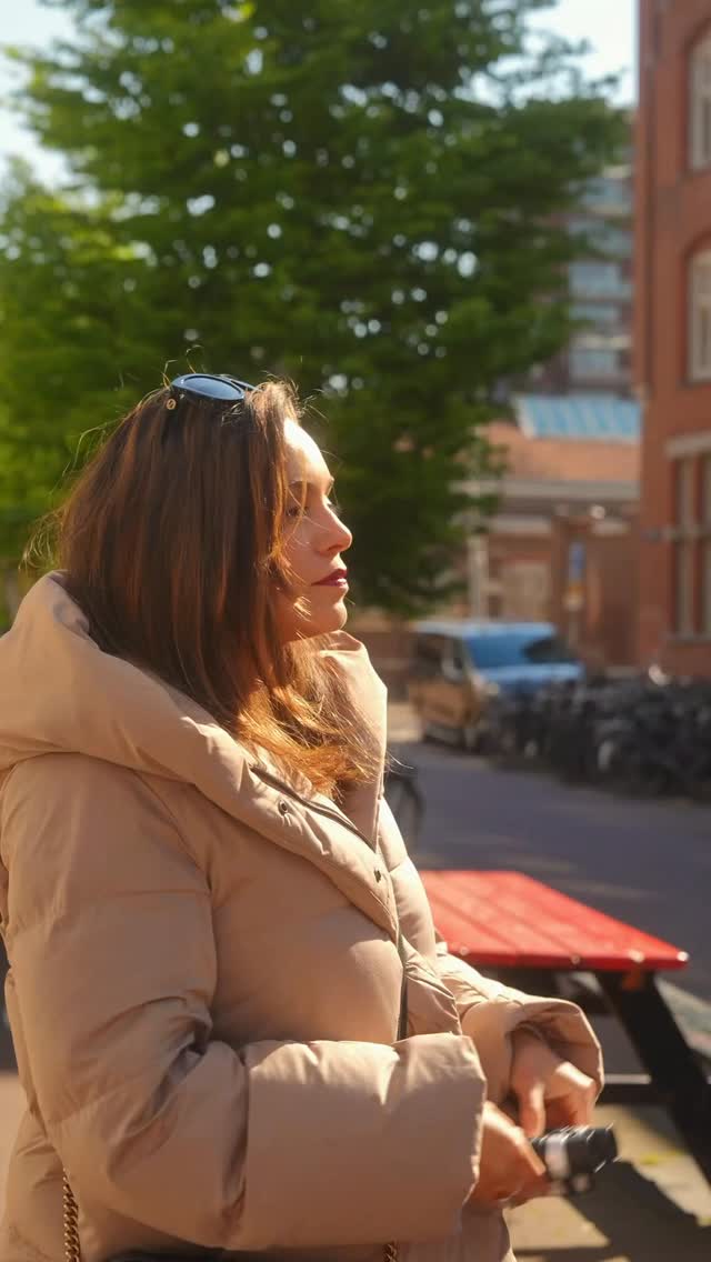 Onze klant @thebreakfastclubnld opent maarliefst haar 11e locatie! Waar? In Amsterdam, aan de Koninginneweg 218.
Nieuwe energie, maar nog steeds die all day brunch waar je voor terugkomt.
Ze bouwen een compleet nieuw team voor deze plek. Bediening, keuken, en alles daartussenin. Hou je van drukke ochtenden, goede koffie en een werkplek waar geen dag hetzelfde is, dan zit je hier goed.
Mail naar jobs@thebreakfastclub.nl als je interesse hebt in deze !
🎥 @bogdanka_mi