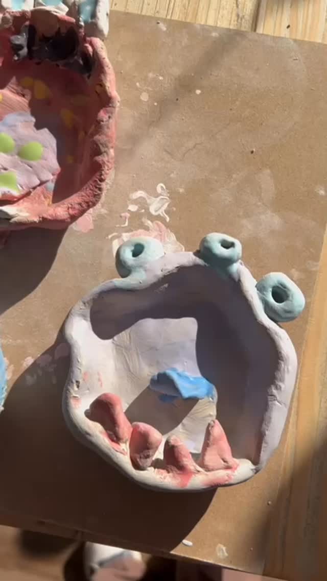 Home Ed Clay Club starts again this Thursday 🤍
A relaxed, small group where young makers can learn real clay techniques – pinch pots, coil, slab and more ✨
Fully guided, friendly sessions with time to get creative and build confidence
Every other week | 1–2:30pm
Just a few spaces left to get this block going
Full details and bookings on our website! Head to the What’s On tab > Home Ed
(Here’s a sneak peek of what we’re making in week 1! 👀)
#homeed #homeeddevon #homeeducators #clay #clayworkshop