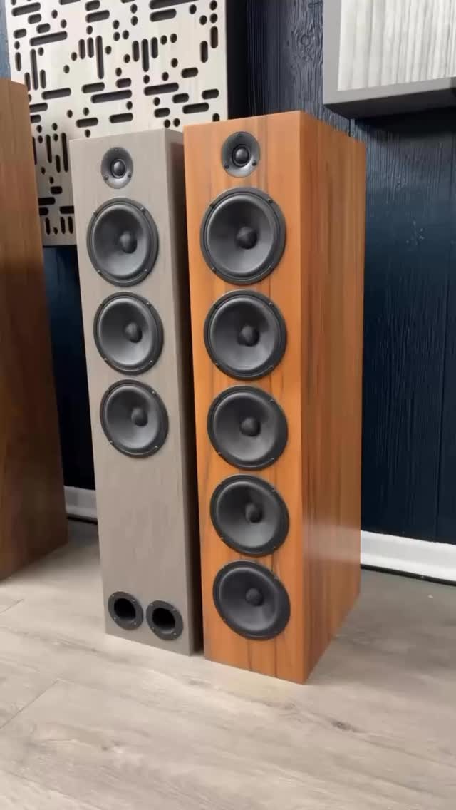 Torii Tower P2 and S4. We have options whether you prefer sealed or ported! Available as a kit or pre-finished! What kit would you prefer?
CSS-audio.com