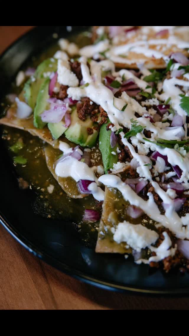 #Repost @hydebrewing
Savor the rich blend of fresh avocado, tangy sauce, and creamy cheese in every bite. 🥑 #HydeBrewing #AlpharettaEats #BreweryExperience #AvocadoLovers