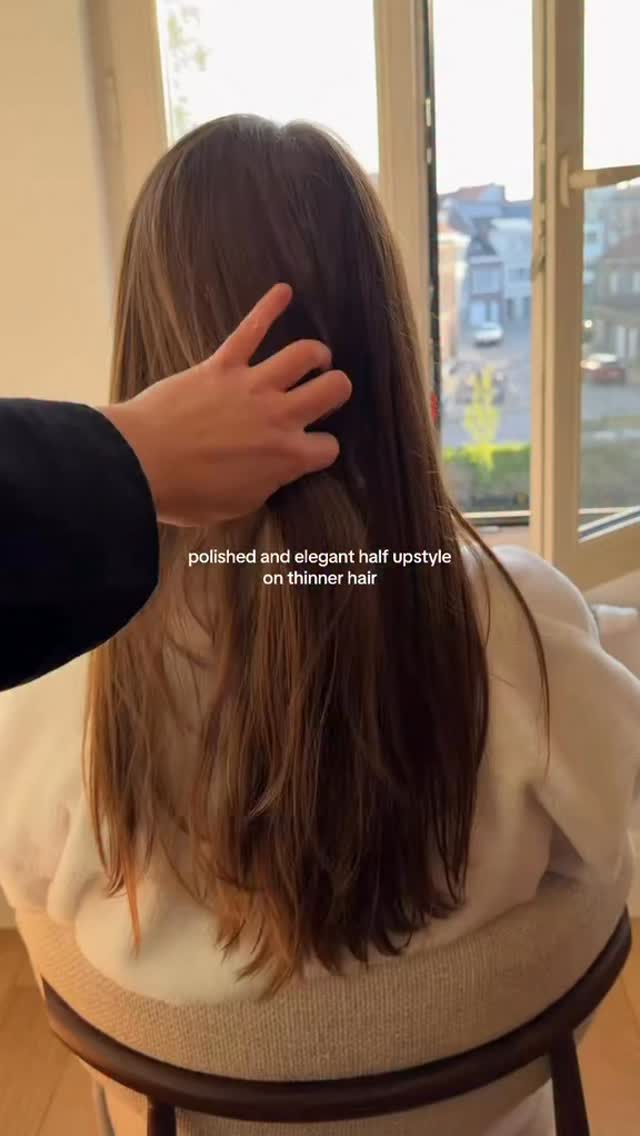Even if you have thin hair you can have the blowout half up of your dreams on your wedding day🤍
We kept it polished and elegant with beautiful bouncy blowout that still had movement to it. A half up that feels modern yet timeless at the same time with some beautiful face framing pieces. For my bride Laura we used extensions for volume and hold because she had thin hair. The shade match was spot on.
You want your dream bridal hair to lasts from the ceremony until the last dance but don’t want it to look crunchy I’m the artist for you. I create longlasting effortless (looking) bridal hair that is contemporary yet also feels timeless.
Enquire now via my website www.yanajacquemyn.com to secure your spot 🤍
•
•
•
•
•
Bridal hairstylist europe - bridal hairstylist belgium - wedding belgium
#bridalhairinspo #bridalhalfuphalfdown #modernbrides #bridalhairstylist #bridalhairstylistbelgium
