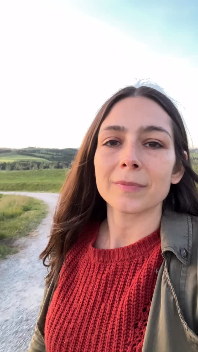 When the real content is choosing not to make content 😂
Can anyone relate? 🙋🏼🙋🏻♀️🙋🏽♂️
#bepresentinthemoment #artistssupportingartists #livelifebydesign #valdorcialife #travelingartist