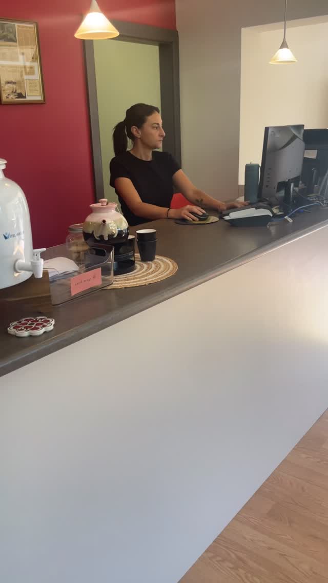 You’re not alone Nik!
Nik has been learning more about what we do here at Anassa Chiropractic & Wellness, even though she had been a client for many years before starting her new role with us! 🙌🏽
Did you know that we see clients of all ages from just a few days to in their 90s!
We can’t wait to hear else Nik discovers about our practice.
#healing #networkspinal #chiropractic #energy