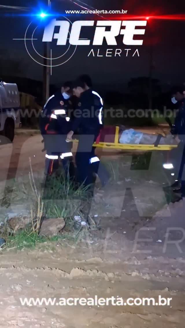 Um homem foi alvejado por disparos de arma de fogo na noite desta terça-feira, no bairro Jacarandá, região do Segundo Distrito de Rio Branco, nas proximidades do bairro Rosa Linda.
De acordo com as informações, o Serviço de Atendimento Móvel de Urgência (Samu) foi acionado e chegou rapidamente ao local, realizando os primeiros atendimentos e procedimentos de emergência.
A vítima foi encaminhada ao Pronto-Socorro de Rio Branco, onde permanece em estado estável.
📲 Matéria completa no site www.acrealerta.com.br�
#AcreAlerta #RioBranco #SegundoDistrito #Jacarandá #RosaLinda Urgente Polícia TentativaDeHomicídio Violência Samu ProntoSocorro Notícia Acre SegurançaPública