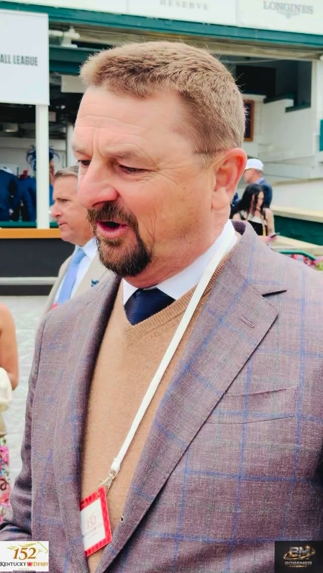 Yesterday 🐎 trainer @mwmracing spoke with the media after his 🐎 “Stark Contrast”won the won the $1,000,000 Grade 1 American Turf Stakes at the @kentuckyderby .
“Stark Contrast” was rode by jockey @flavprat and they finished eight & a half furlongs in 1:40.31 on a turf track to claim the $1,000,000.
@kentuckyderby 🌹 @churchilldowns