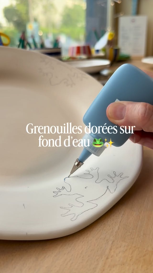 Ici, on imagine ce qu’on veut… et on le peint 🐸✨
#peinturesurceramique #cafeceramique #cafeceramiquebordeaux #ceramics #ceramique