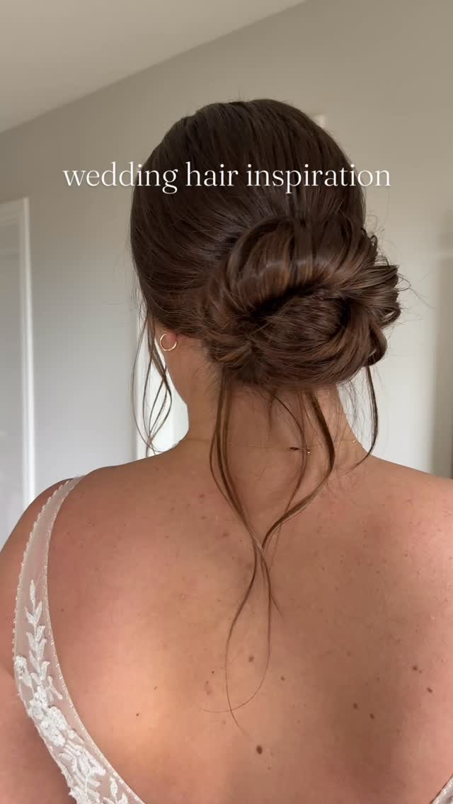 I couldn’t have asked for a better way to kick off the wedding season 💕
Courtney’s wedding morning was so chill, and I got to do some gorgeous hair on some gorgeous girls 😘
Makeup by @e.v.artistry 💄