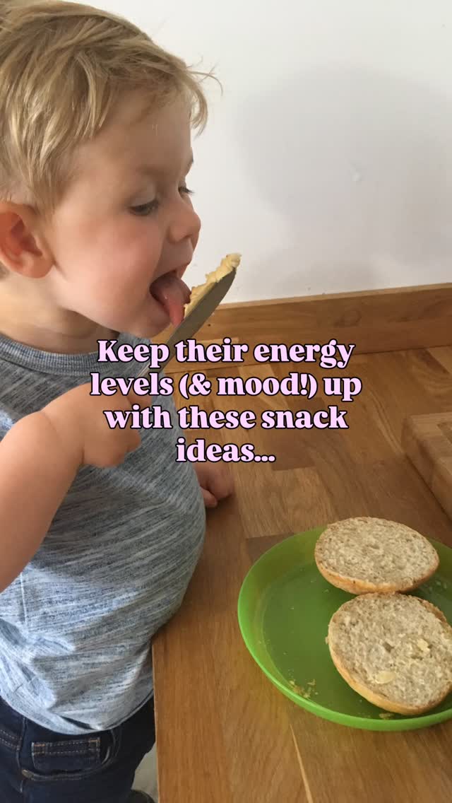 👇🏼More info🙋🏼♀️
Their bodies are doing lots of growing and some days they’ll need to keep topping up their energy levels in between meals.
Many of us parents can fall into a trap of giving our little one(s) easy, shop bought snacks that are marketed at toddlers & children; however, many of them contain little nutrition and don’t fill the gap for long.
Pairing CARBOHYDRATES(fruit, oats, bread, crackers etc) with some PROTEIN (Greek yoghurt, houmous) and/or some FATS (nut butters, cheese) can help stabilise blood sugars bcos it SLOWS the DIGESTION process and gives our children energy for longer.
Learn more about this (& more examples) in my downloadable nutrition guide and my nutrition programmes
😊Click link in bio