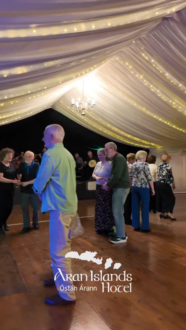 A great céilí night recently with the Shaskeen Céilí Band and the floor was full from the first set to the last.
There’s something about a proper céilí on Inis Mór… a few tunes in, a few steps learned, and suddenly everyone’s involved whether they planned to be or not.
These are the kind of nights that make a stay on the island worth it. Not rushed, just good music, good people, and plenty of laughs.
If you’re thinking of bringing a group over, whether it’s music, walking, knitting or just a good excuse to get together, we’ll look after you.
Stay with us at the Aran Islands Hotel, make a night of it, and enjoy the food, the bar, and the bit of life that only seems to happen when you stay a little longer.