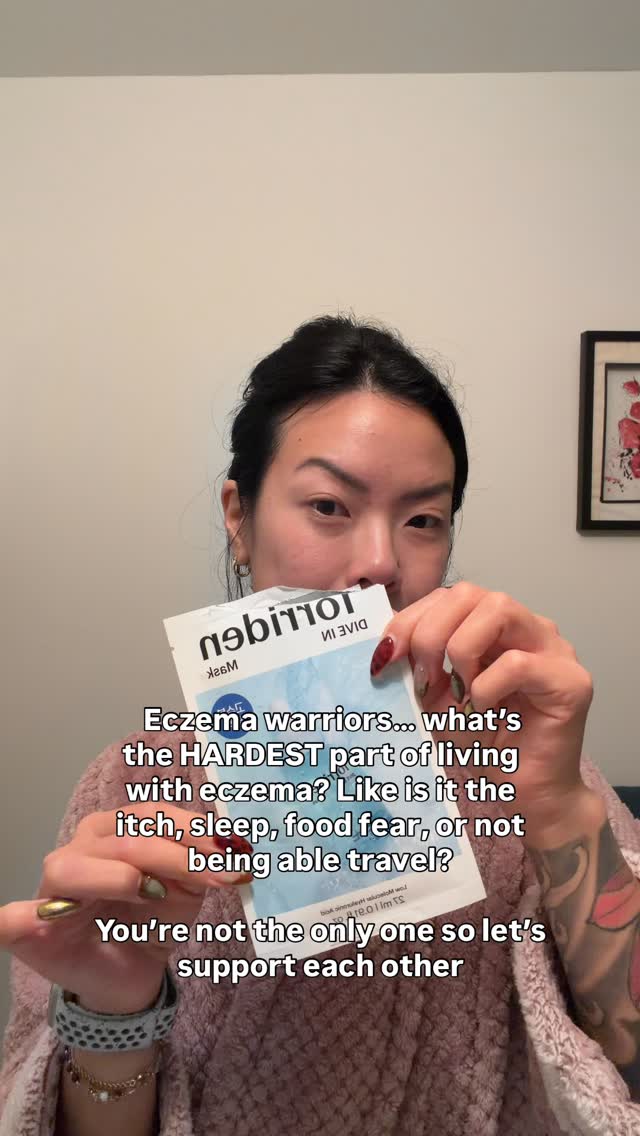 Share in the comments!! 🫶
Personally for me, the hardest part of eczema is having low self confidence. When my skin was at its worst 10 years ago, I felt so ashamed of my skin and never wanted to leave my house.
Even after healing my eczema a few years later, I still felt like I had insecurities that I was “used to”… and I had to work deeply on rebuilding my confidence
Point is - you are not alone in this!!! Share what’s your experience like so far with eczema below 🤍
#eczemahealing #eczemahelp #eczemacommunity #skinconfidence #inflammationhealing
