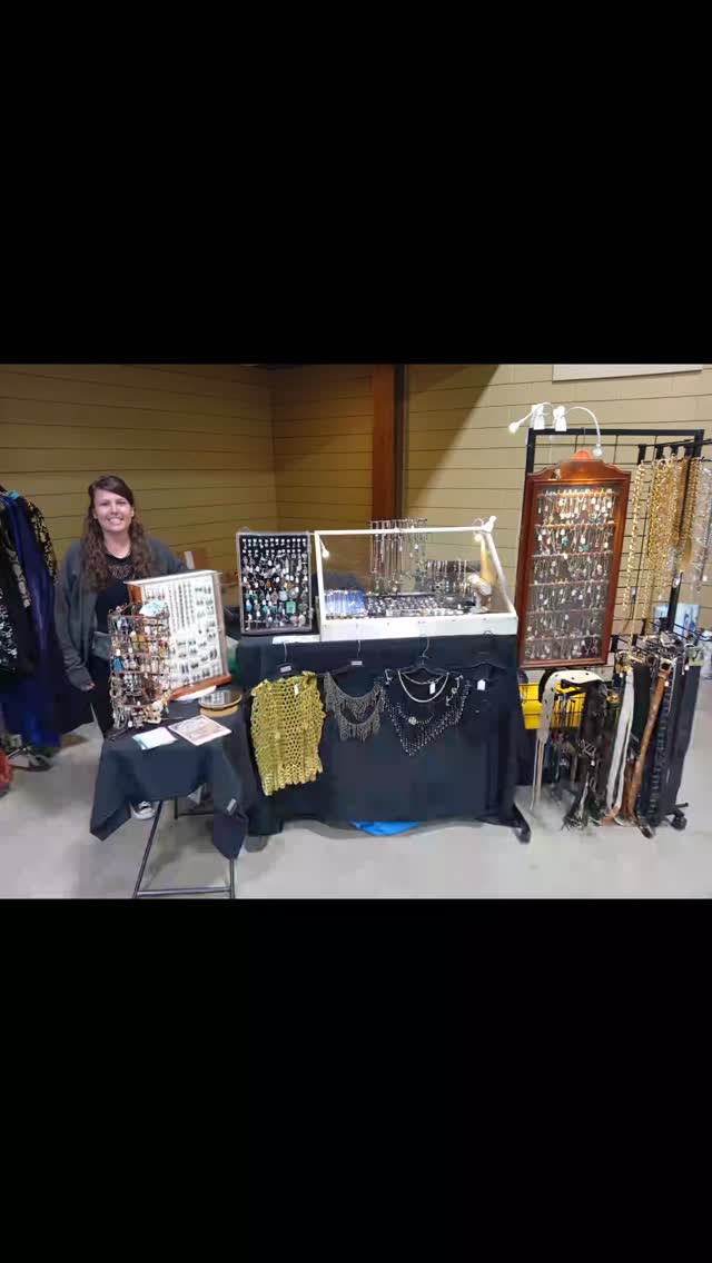 Thank you so much for a wonderful two day event @lunaeventscanada in Ancaster.
We had so much fun sharing the room with great vendors and meeting so many wonderful people.
#witchymarket #witchesofinstagram #ancaster #witchyvibe #thanks
