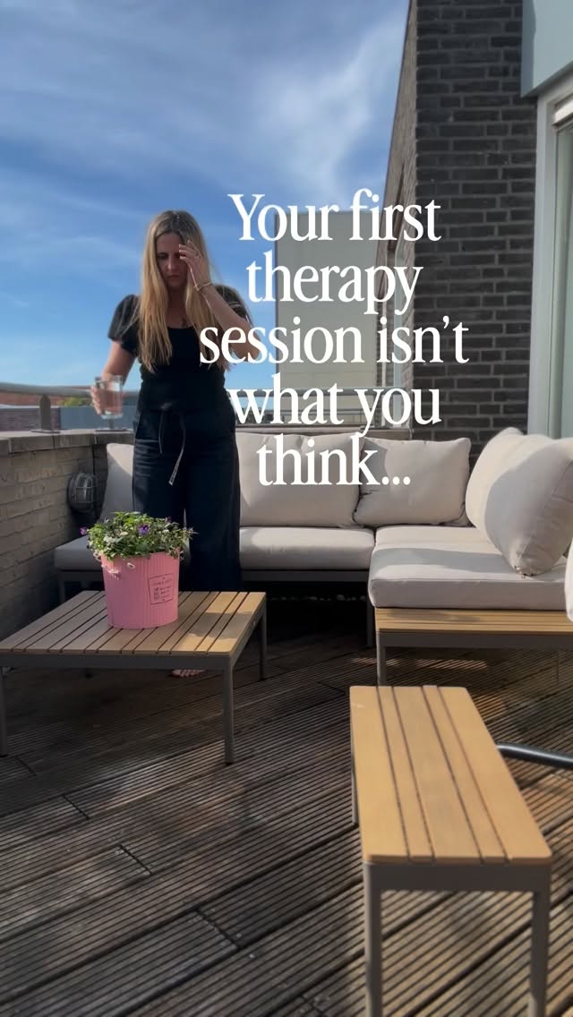 The first session is all about connecting as two humans.
My job IS NOT to teach you how to live properly or to show you how my life is perfect, because it’s not. My life is sometimes also a mess.
My job IS to take away your doubts and make you feel accepted with what you carry. So that you can drop your own judgements and can finally start processing.
My presence provides you with just enough peace and love that you can feel the courage to take the steps. You will learn that I will never let you down and will stand by you even when you prefer to give up.
And last but not least you can borrow my belief that everything is possible.
That spirit is what you can’t possibly find alone.
