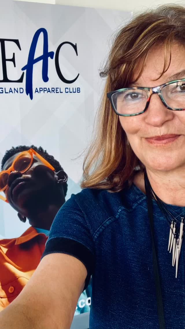 Fresh off my 3rd show of the year… grabbed a few colorful immediates for 🌤️⛱️⚓️but some Fab Fall 🍄🍁& Holiday (shhhhh🫢🫣🎄not yet) but really colorful, fuzzy, soft, cozy & festive.. the NEAC (New England Apparel Club) show did not disappoint 🛍️ #popgallerygloucester #shoptillyoudrop #downtowngloucesterma #neacshow #shoppopgallerygloucester