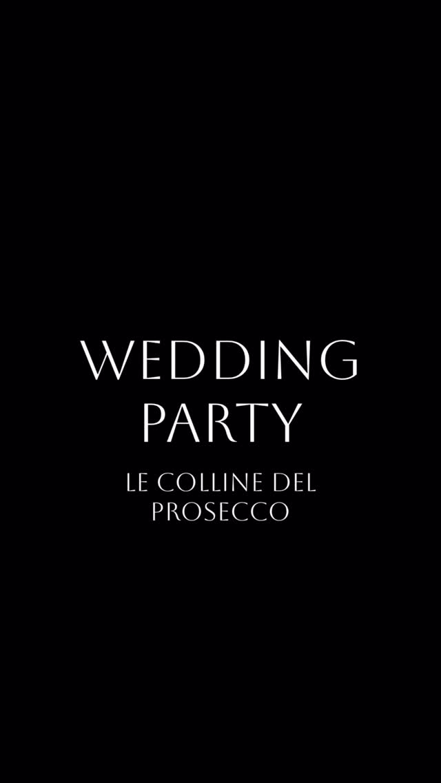 Tra Asolo e le colline del Prosecco, un wedding party vissuto senza pose, fatto di gesti spontanei, sguardi rubati e dettagli che parlano piano. Il bianco e nero diventa linguaggio: essenziale, sincero, senza distrazioni.
#fotografawedding #weddingitaly #asolo #proseccohills #weddingphotographer #documentarywedding #reportagewedding #bnwphotography #blackandwhite #emozionivere #weddingstory #destinationwedding #italywedding #fotografadimatrimonio #storiereali