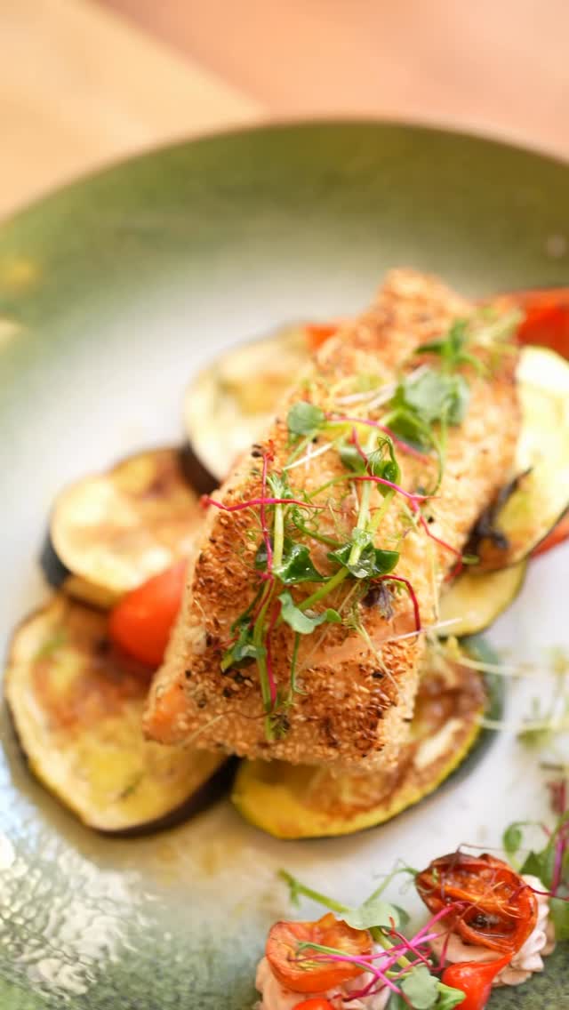 POV: you just found your new favorite Italian spot in Prague 🇮🇹✨
At Lore Malá Strana, every dish hits different — fresh ingredients, bold flavors, and that cozy vibe you don’t want to leave.
From creamy pastas to rich tomato classics… this is comfort food done right. 🍝❤️
Come for the food, stay for the experience.
📍 Malá Strana
🍷 Good wine. Great mood. Even better pasta.
#PragueFood #ItalianCuisine #PastaLovers #PragueEats #FoodReels Malastran