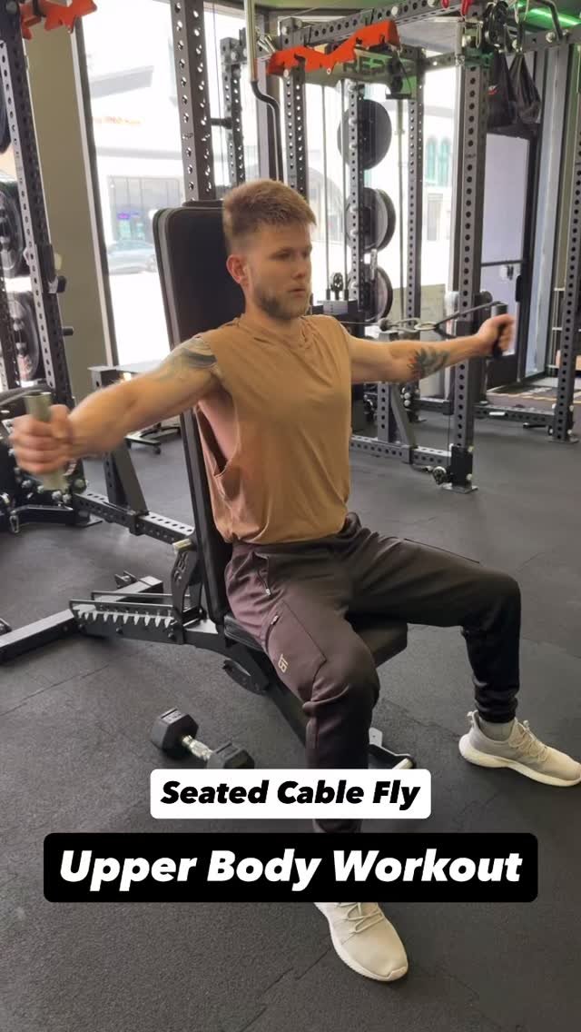 Upper Body Workout ⚡️
1.) Cable Seated Flys
2.) Barbell Incline Bench Press
3.) Wide Grip Pull Downs
4.) DB Skull Crushers
5.) DB Hammer Curls
#BECOMEREBORN