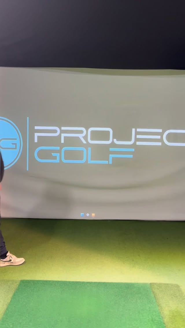 A tour level wedge game is not just about one shot… it is about control.
In this drill, we are hitting three different flighted shots to the same target. Learning how to control trajectory is key to scoring.
Common mistakes I see:
❌ Same swing for every wedge shot
❌ No control over trajectory or spin
❌ Relying purely on feel with no structure
What we want instead:
✅ Ability to flight the ball high, mid and low on demand
✅ Better distance control through trajectory
✅ More options on the course to attack pins
This is how you take your wedge play to the next level and start scoring properly.
If you want to develop this level of control, I can help.
Online coaching available through Skillest or in person lessons with me.
Message me or head to the link in my bio to get started. #Golf #golftips #golflesson #trackman