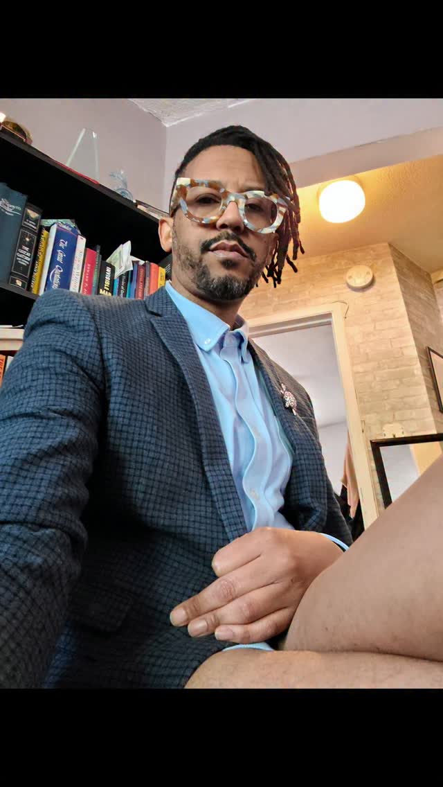 I had an interview this morning via Zoom, and those people played in my face so bad!!!
Let me take this top suit off.