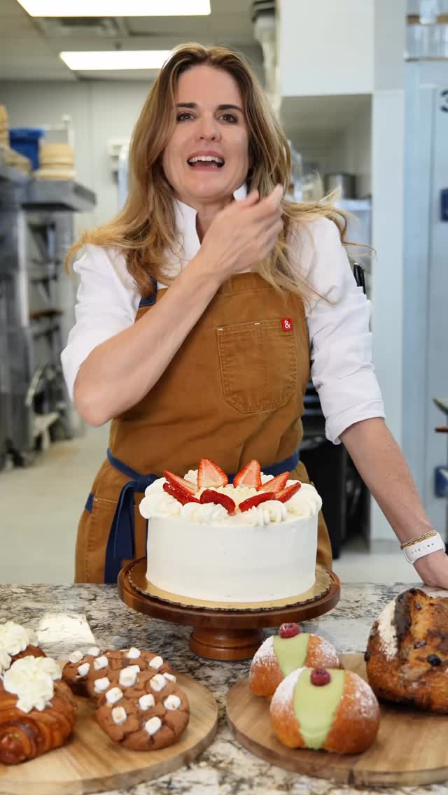 We’ve been working on a few new things for May 👀
From strawberry & vanilla cake and key lime pie croissants to s’mores cookies, pistachio & raspberry maritozzi, and cranberry & walnut sourdough, there’s a little something for everyone this month.
Come try them while they’re around.