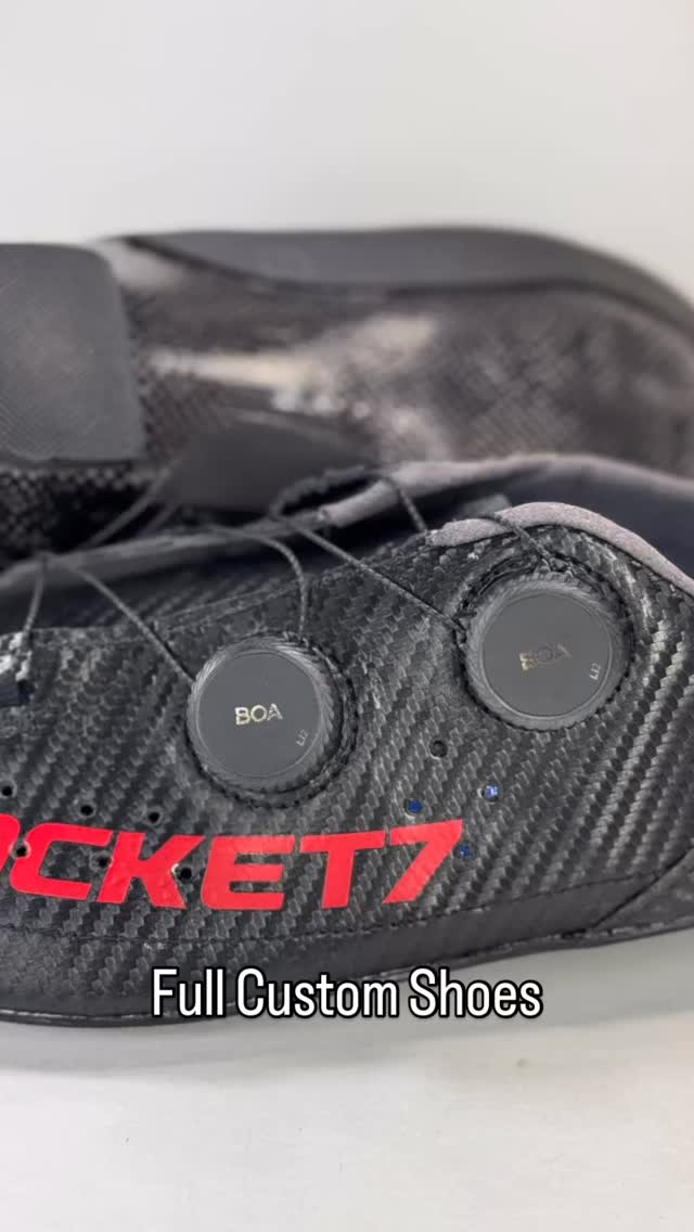 Nice and clean.
#rocket7 #customcyclingshoes #customshoes #cyclinglife #widefeet