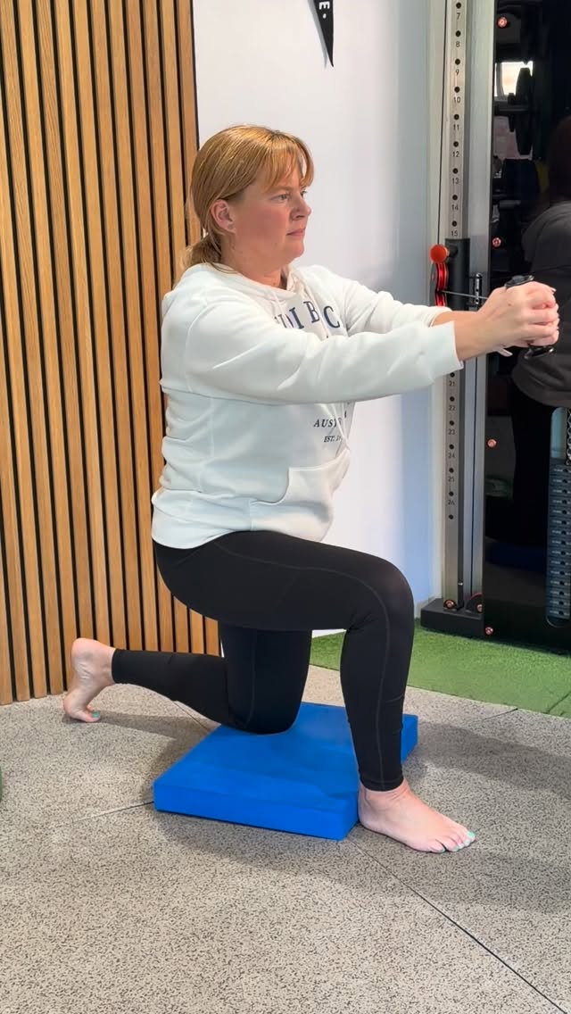 Rebuilding After Surgery | Biomechanics Coaching 🫱🏻🫲🏽
I really like this exercise as there are many benefits..
First the position, the ribcage is stacked on top of a neutral pelvis whilst the spine is staying tall but relaxed,
The hips joints have been asked to rotate inside the joint, which simulates a similar actions when doing what humans do most, walk.
The board under the back knee is aligning hip level 📌
The main muscles working here are the glute max, QL, and external obliques, these are a big deal when you want to silence the low back, being able to move pain free, load and restart the communication here, together support to stabilise the spine from laterally flexing, that’s bracing.
The aim here to create a stronger link between hip and trunk to allow for improved tolerance to horizontal forces whilst keeping the lower back quiet.
Louise underwent low back fusion and decompression surgery due to the narrowing of the spinal canal (stenosis), unfortunately she didn’t receive the vital aftercare rehab she was looking for.
Are you experiencing lower back pain & looking for more than just stretches and massages alone?
Drop me an email harry@tagfit.co.uk and I’d love to hear your story and how I may be able to support you back to stronger, happier and fitter.
P.s just another AI-FREE post 🤓
#LowBackRehab
#Decompression
#CorrectiveMovement
#PainFreeMovement
#Teesside