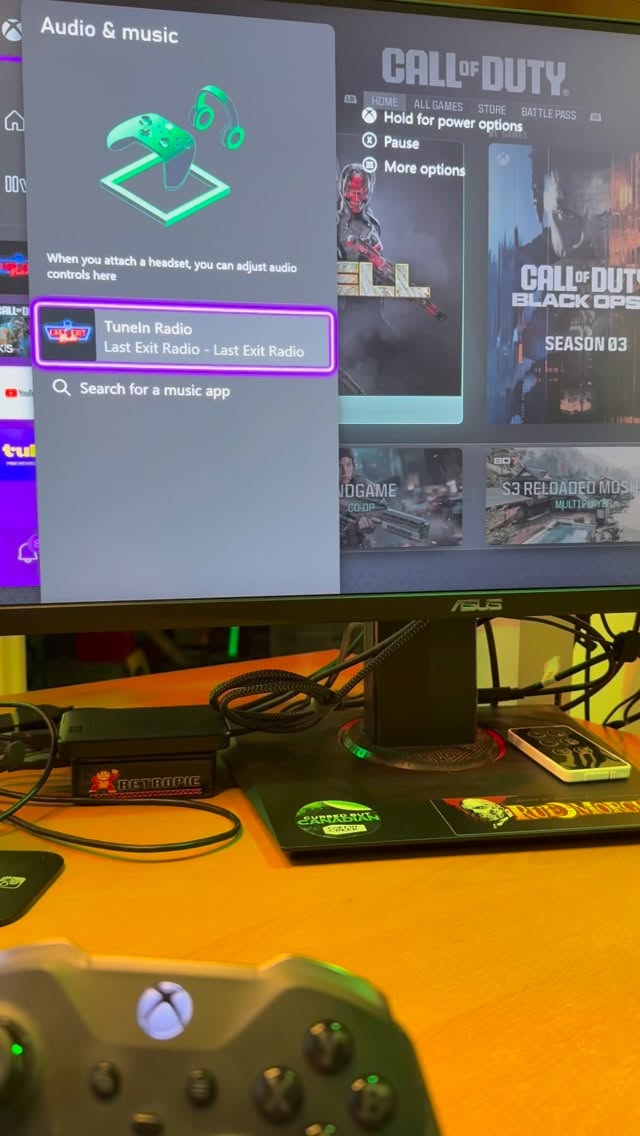 When you take your lunch break and decide to play a few rounds of COD, but can’t stop listening to @lastexitfm. Love this feature on Xbox, balance the music and game volume and way to go!