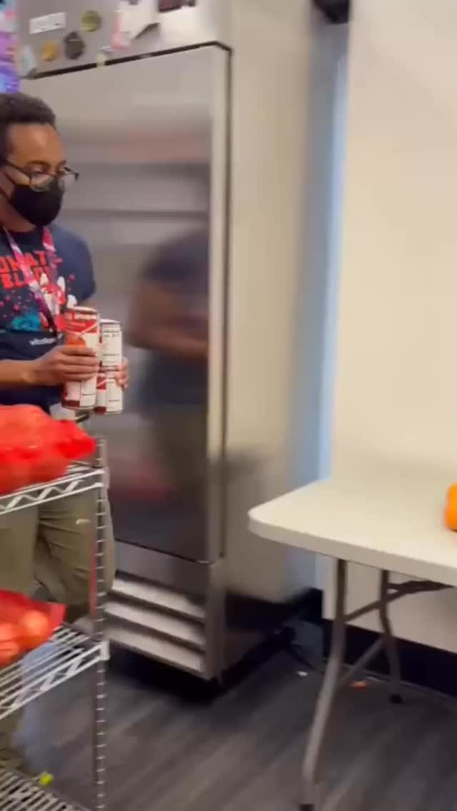 We asked some of the team for their current guilty pleasure song! Who’s got the best pick? 🎧🎶
#bravespacealliance #meettheteam #guiltypleasuresong #bravespace