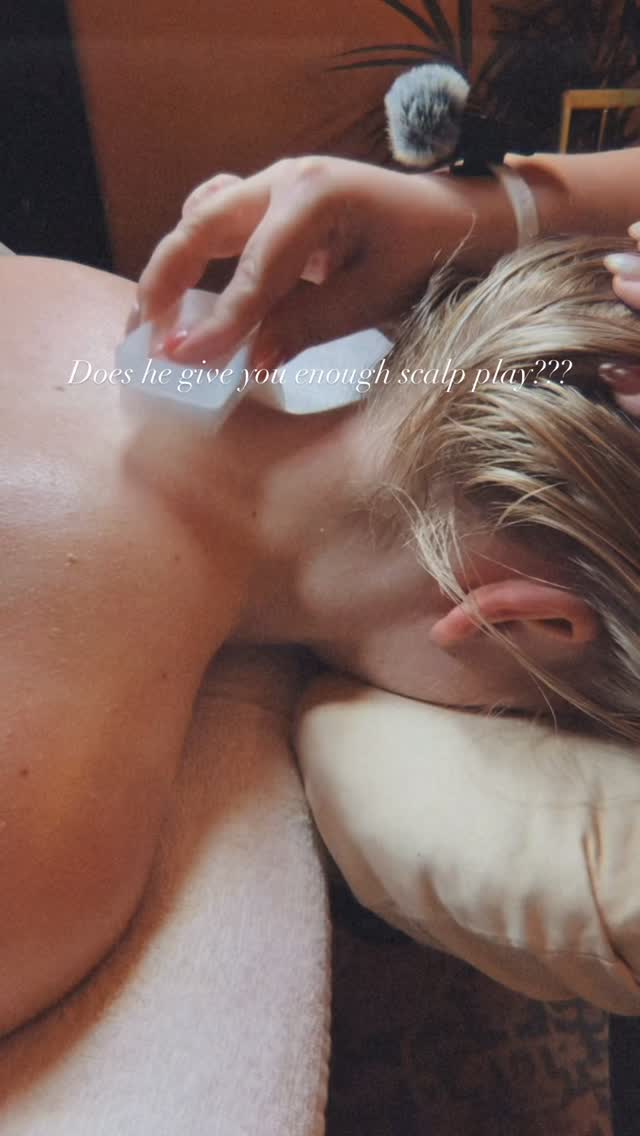 You don’t have to beg him to play with your hair anymore…
book with Hannah for 60 or 90 minutes of relaxing hair and scalp play.
A collection of unique sensory tools will certainly have you melting into the pillow during our newest EMBER Dry Spa Service.
#sherwoodparklocal #hairplay #scalpmassage #massage #headspaexperience