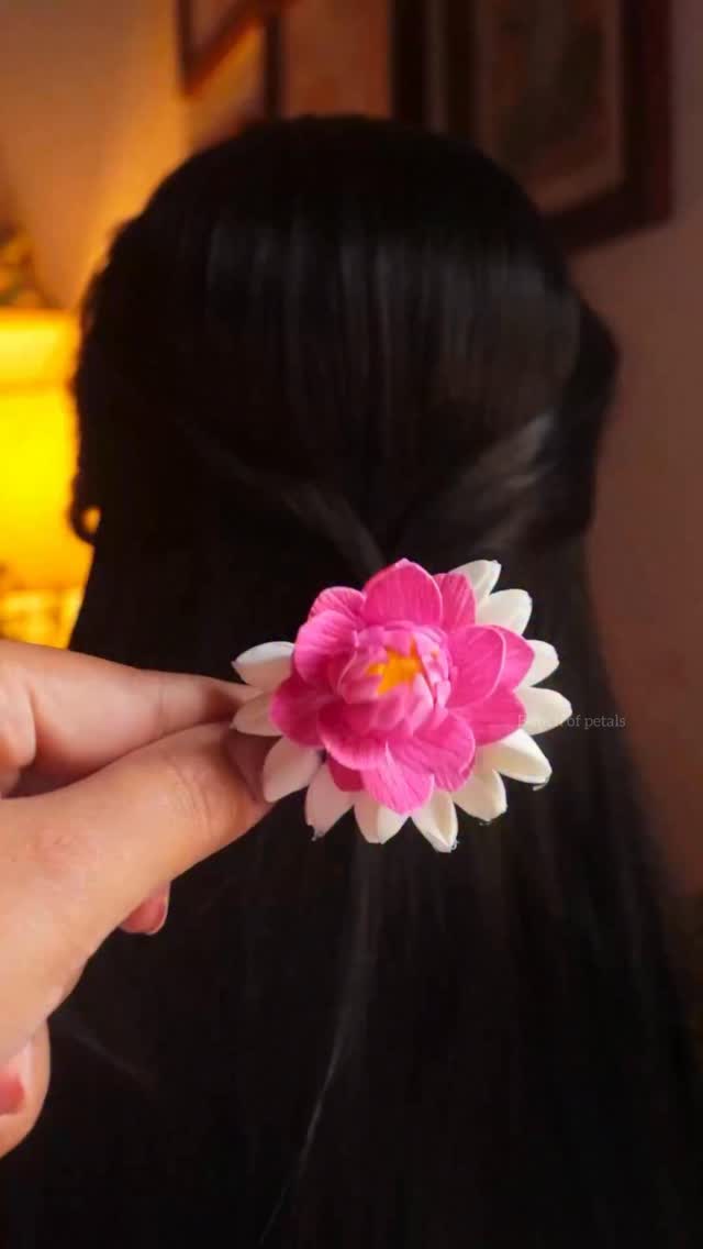Lotus Floral Clips
Perfect for everyday Wear
Waterproof. Handmade. Easy to wear. Reusable
.
Check Link On Bio To Place Order / Whatsapp 8903031158
#trending #flower #hairaccesories #artificalflower #reelsinstagram