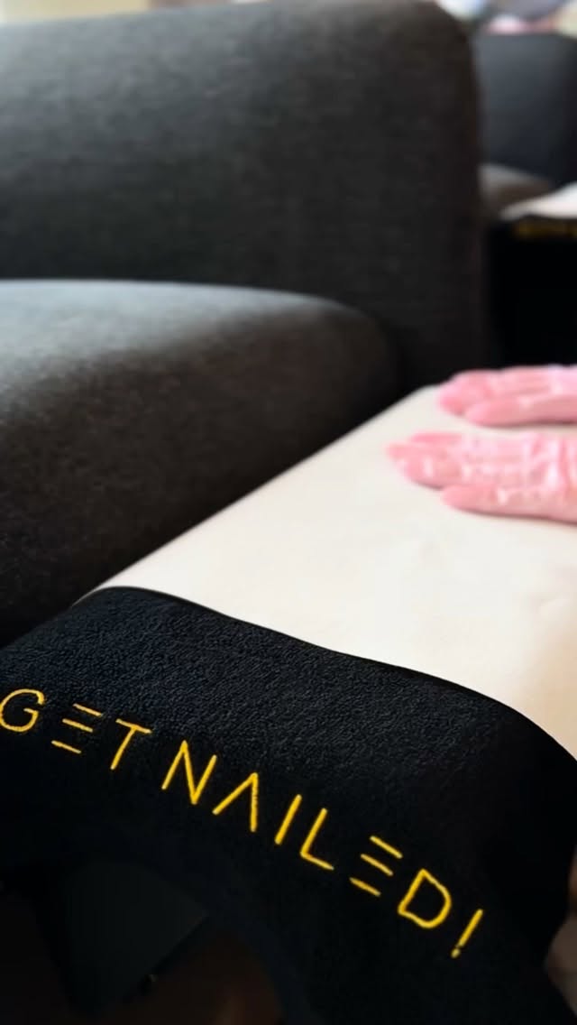For the woman who does everything for everyone else.
Give her a moment for herself.
Relaxation, beauty and self-care, wrapped into one experience.
Mother’s Day vouchers available online or give us a call to guide you through.
Live or gift the Get Nailed! Experience:
🏆 High quality products
💅 Focus on natural nail health
🥂 Prosecco, tea & coffee included
💆 Relaxing head massage with 1h+ services
And the best locations:
📍Central 1, 8001
📍Seefeldstrasse 7, 8008
________________________________
#mothersday #giftforher #spaday #zurichbeauty