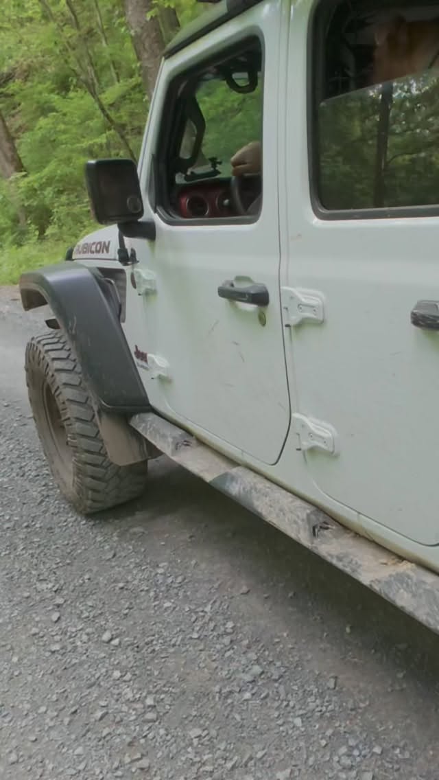 Expo Adventure Appalachia - Saturday trail ride by @boogie_vanner / Thurmond WV. #overlandlife #trailguide #rigbuild