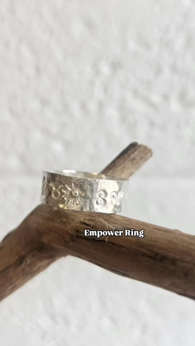 ✨ Empower Rings ✨
A ring designed entirely around you.
Each band is textured by hand and then stamped with your own choice of symbols — initials, dates, short words, numerology, runes… whatever holds meaning for you. The possibilities are endless.
Wrapped into a continuous band, it becomes a symbol of expansion, unity, and intention — something you carry with you every day.
These can be made to order or created by you in one of my full-day workshops, making the process just as meaningful as the piece itself ✨
What would you choose to carry with you?
#EmpowerRing #CustomJewellery #SymbolicJewellery #JewelleryWithMeaning #HandmadeJewelleryUK