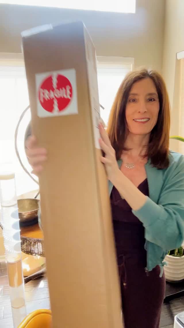 It’s raining rain sticks again here in the world of Sonic Being 🌧️✨⚡️
If you’re a Soundie like me, you know it’s always an adventure of deep listening 👂✨ and finding just the right sounds for your healing soundscape.
ASMR love included! 👍
I just unboxed a new rain stick from Rainstick Dreams—this one with crystalline glass beads 🌧️—and I’m loving the texture, movement, and energetic feel of the sound ⚡️✨
Whether you’re holding private sessions or group sound baths, there’s a rain stick for you 🌿
As a sonic curator, I love blending a couple together—keeping a larger one stationary while I move through the room with another, offering personal attention, moving sound through the field, and supporting energetic clearing ⚡️🌬️✨
Cleansing sounds matter 🌧️
In every session, having sounds that help clear stagnant energy is important—and the timing of when you introduce them can make the experience even more powerful ⚡️
This is part of session design.
More than relaxation.
More than just beautiful sounds.
It’s about helping people heal, move energy, regulate the nervous system, and come back into alignment with their healthiest vibration ✨⚡️🌿
That’s the kind of structure and inspiration I teach inside The Sonic Being Method.
If you’ve been exploring the line from Rainstick Dreams, there’s a link in my bio with a discount code ✨🌧️
Also… the new carrying case is excellent—beautiful quality and so helpful for protecting your instruments as we move from session to session 🎶
Let’s do more than relaxation.
Let’s create real vibrational medicine ✨
🔗discount link in bio 👆🏻
.
.
#soundbath #soundhealing #soundhealingtraining #soundbathworld #rainstickdreams