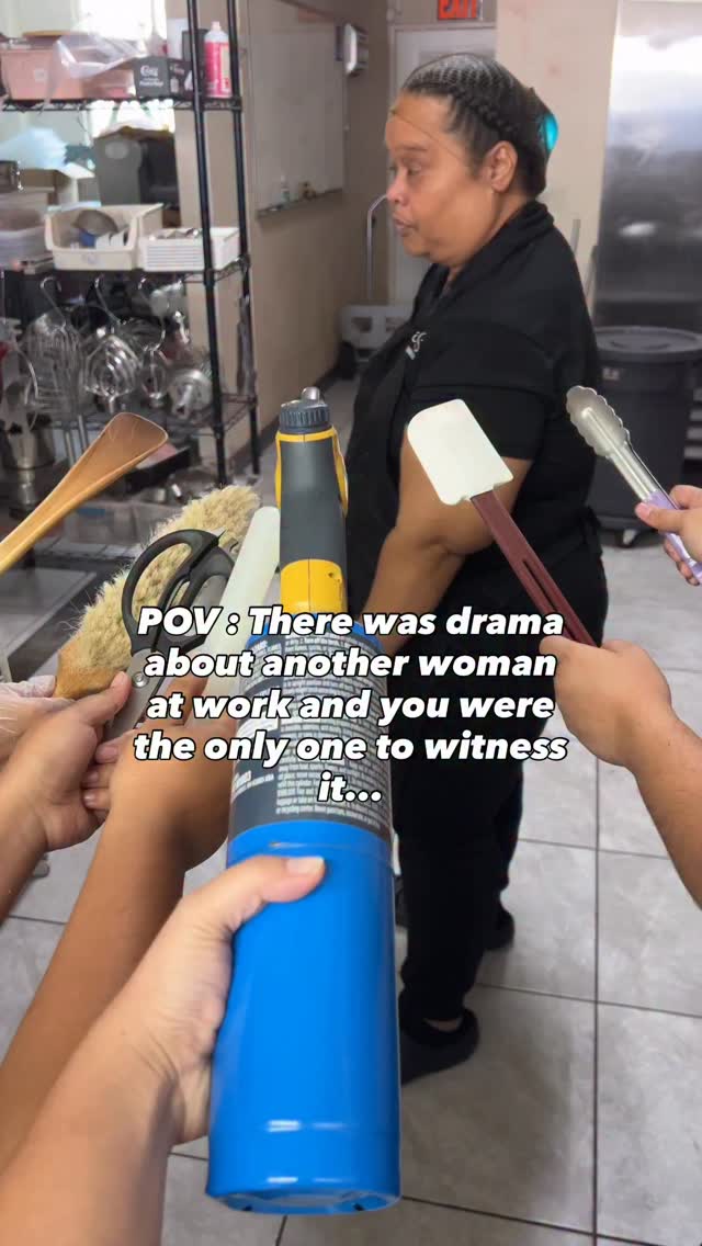 When there’s drama in the back and suddenly everyone’s FBI 👀🤣
(all jokes — we love our team)
#workhumor #cafereels #workplacehumor #guam #parisco