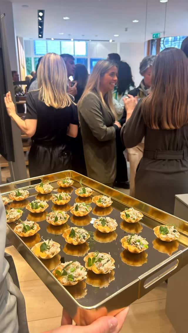 Last night at the beautiful @bulthaup.mayfair showroom ✨
A huge thank you for hosting an unforgettable evening in support of the incredible @suicideandco and the vital work they do.
And a massive shout out to @ashfamilyrow as they take on the extraordinary challenge of rowing across the Atlantic to help raise £500k for this amazing cause 🚣♂️🌊
An inspiring night full of purpose, community, and support. 💙
