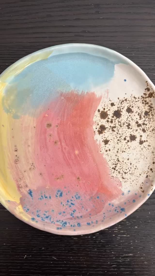 Excited about these larger plates I made @queencityclay I ended up glazing and re-firing them at least 3 times to get the results I wanted. This is my first experience using different glazes and bright colors. Definitely a learning experience! 🎨 🔥 🍽️
#pottery
#handmadepottery
#clayplates
#Maycoglazes
#Mentalhealth