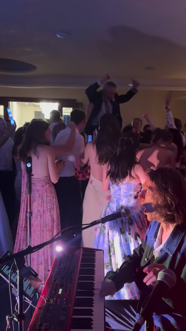 I’m trying to get better at posting to our socials again… truth is gig days are busy days and I barely get time to film any of the show!! Here’s a fun moment from Saturday night though - thank you Rhona & Max for having us!