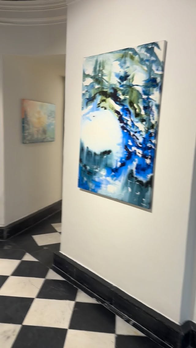 Behind the scenes footage of setting up the exhibition at Bikaner House last night. The exhibition opens on 1st May and will continue until 5th May, 2026 at Main Art Gallery Bikaner House, New Delhi. I hope to see you there!
#bikanerhouse #artexhibition #delhiart #delhiartshow #indianartist