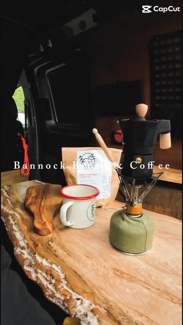 A post hike favourite - Gluten Free Bannock Bread and a cosy cup of Hygge&Wyld Coffee before we hit the road.
It can be so hard finding gluten free goodies on the road, and when I do they’re often full of additives.
The Bannock Bread recipe is so simple -
Half a cup of gluten free self raising flour, a teaspoon of baking powder, seasoning (lots of smoked garlic salt for me), mix together with a teaspoon or two of olive oil.. add a little water until it feels like soft play-do .. then just gently fry .. it’s soooo good when warm with a slice of cheese!
.
#vanlife #glutenfreebread #caddycamper #bannockbread