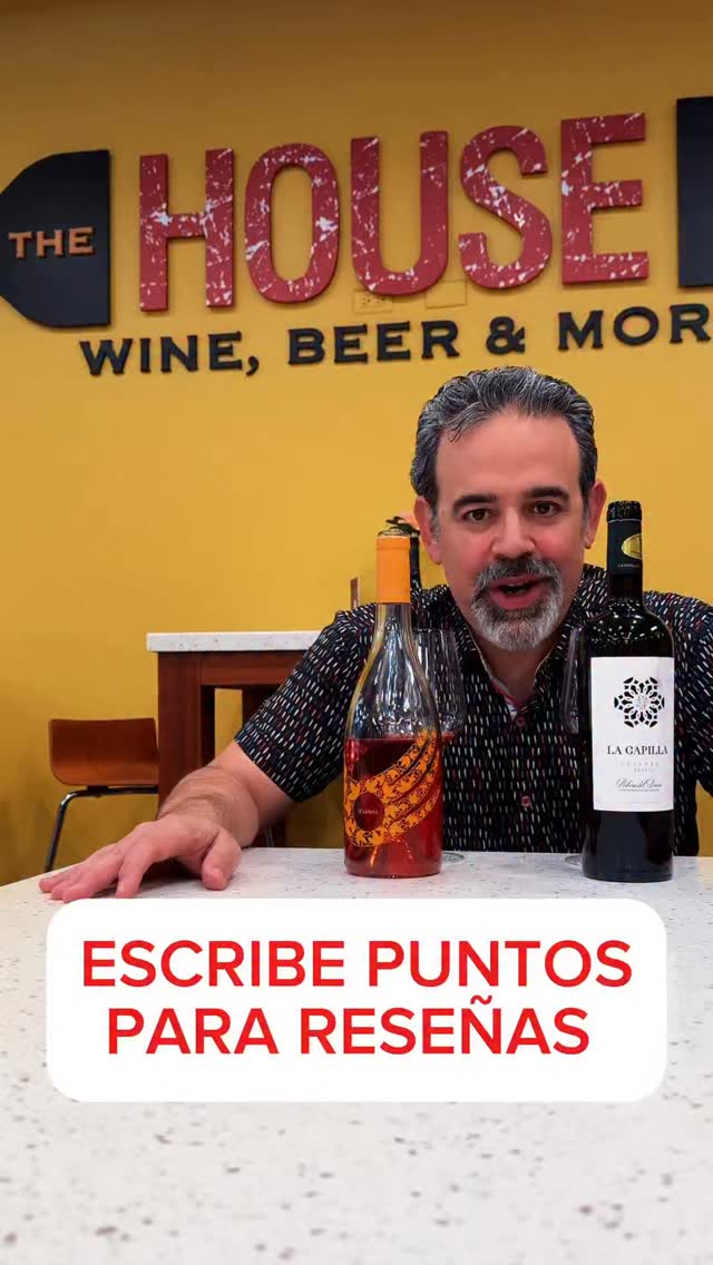👉🏻Escribe la palabra PUNTOS en comentarios👇🏻
Pronto reseñas nuevas de vinos que cato a ciegas en @thehouse_pr con el apoyo de varias importadoras y distribuidoras en #puertorico. Ayer caté vinos de @plazacellars y @santosimportspr. Estos dos me parecieron extraordinarios. Están en $25 cada uno: bravo @elgrilloylaluna y @bodegasfincalacapilla.
#reseña #vino #wine #puertorico