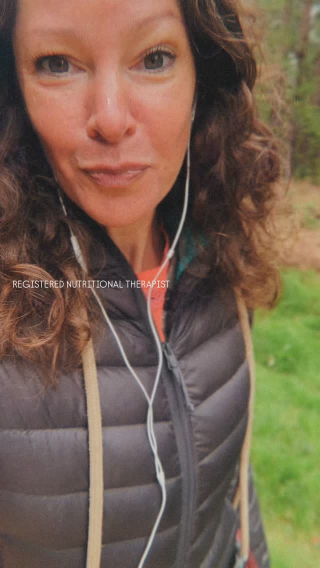 Osteoporosis? This is where I would start 👇
1️⃣ bloods and HTMA (hair tissue mineral analysis)
2️⃣ weight training
3️⃣ assess what is driving catabolism (stress? Inflammation? Diet?)
Seeing this increasingly in women in my clinic and I’m here to help 👋 my 1:1 work is fully booked for May but I’d love to support you and am taking on 2-3 new clients in June. Link for an intro call in bio or my webpage.
#nutritionaltherapist #bonehealth #diseaseprevention #osteoporosis