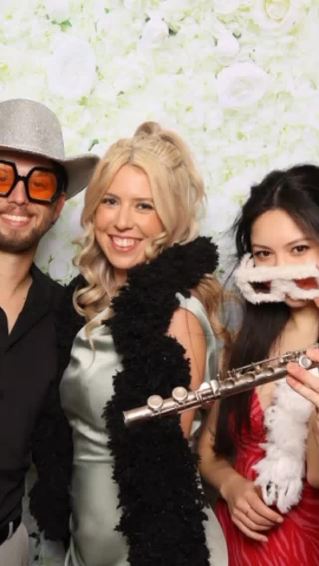 At MVP we want you to “Love Your Selfie”
#mvpphotobooth #photobooth #seattlephotobooth #okcphotobooth #loveyourselfie your selfie