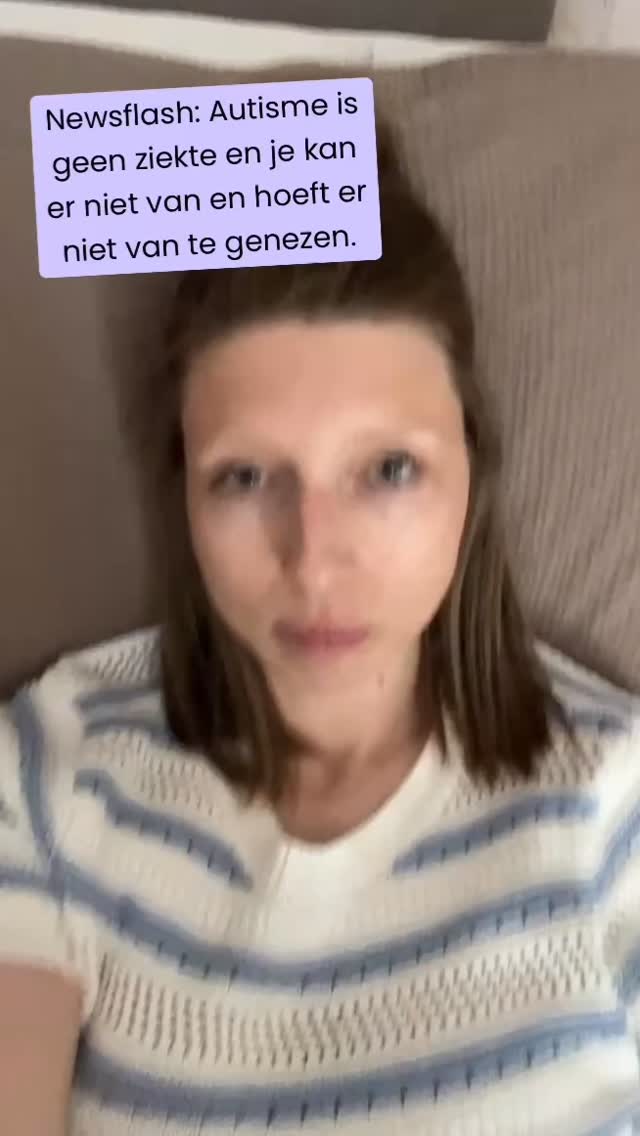 Verder wil ik er zéker geen aandacht aan besteden, maar ik vind het wel echt eng en freaky hoe mensen op zulke bizarre gedachten komen.
Dat je zelf vindt dat God jou van autisme heeft bevrijd, oké, maar om het vervolgens aan allerlei mensen op straat en op social media te verkondigen, gaat echt heel ver en kan heel kwalijk en schadelijk zijn.
Van een eetstoornis of een depressie kun je herstellen, noem het liever niet genezen.
Maar van iets als ADD, ADHD en autisme niet. Het is een ander werkend brein dat aangeboren is.
Kon iedereen dat maar bedenken, maar helaas 😒
#autismeisgeenziekte #autisme #bewustwording #autismespectrumstoornis #vrouwenmetautisme