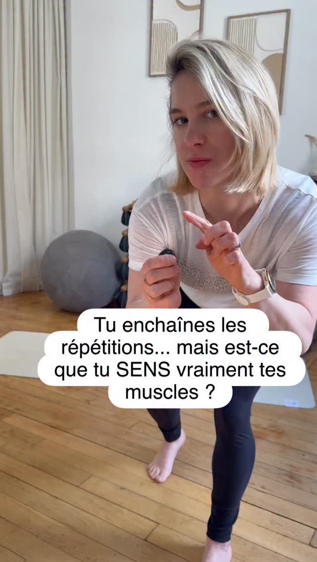 Faire le mouvement pour le finir, c’est l’erreur n°1. ❌
Si tu vas trop vite, tu utilises l’élan, tu compenses avec d’autres muscles et au final, tu n’engages pas ton corps là où il faut.
Le vrai secret pour des résultats visibles ? Le travail en conscience. 🧠💪🏻
✅ Ralentis tes mouvements.
✅ Cherche le contrôle plutôt que la vitesse.
✅ Prends le temps de sentir la contraction.
C’est ce « petit détail » qui fait toute la différence sur ton physique à long terme. Alors oui, au début, ce n’est pas facile. On n’y arrive pas forcément dès la première séance, mais c’est une connexion qui s’apprend avec de la patience.
Plus tu apprends à ressentir, mieux tu travailles. C’est aussi simple que ça.
💪🏻Si tu veux un accompagnement et des indications précises pour apprendre à travailler en forme et en conscience, rejoins mes cours en petit groupe. 👉 Commente FORME sous ce réel pour recevoir toutes les infos !