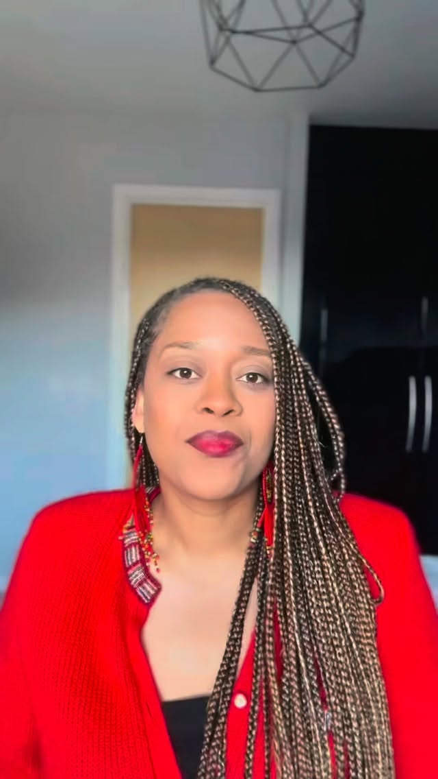 I gave up a stable income with nothing lined up. But it was one of the best career moves I ever made. 🤍
People probably thought I’d lost it but I knew there was more to life than playing it safe.
From nail tech to cuticle oils… and from there, the Ahuva story slowly began to unfold. 🤎
Part 2 to follow ...follow so you don’t miss it.
#Ahuva #FounderStory #BlackOwnedBusiness #NaturalSkincare #BeautyWithPurpose FaithOverFear WomenEntrepreneurs