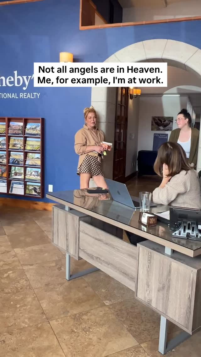 Not all angels are in heaven, I'm at work 👼
Imagine a space where you grow your business, get better ideas, and feel supported. With a little extra shine. Comment SHINE to join ✨
#realtormemes #realestatememes #angel #atwork