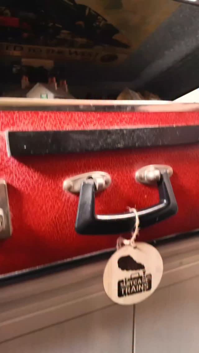 Bespoke working Trainsets housed in vintage suitcases ❤️💼🚂
Taking commissions and in-between making one layer sets. If you are in the UK email me to be added to my one layer waiting list
Or get in touch regarding a commission.
Interested ??
Get in touch x
Or have a look at our past makes on our YouTube channel, Link in bio ##ngauge #trainset #miniatureartist #fblifestyle